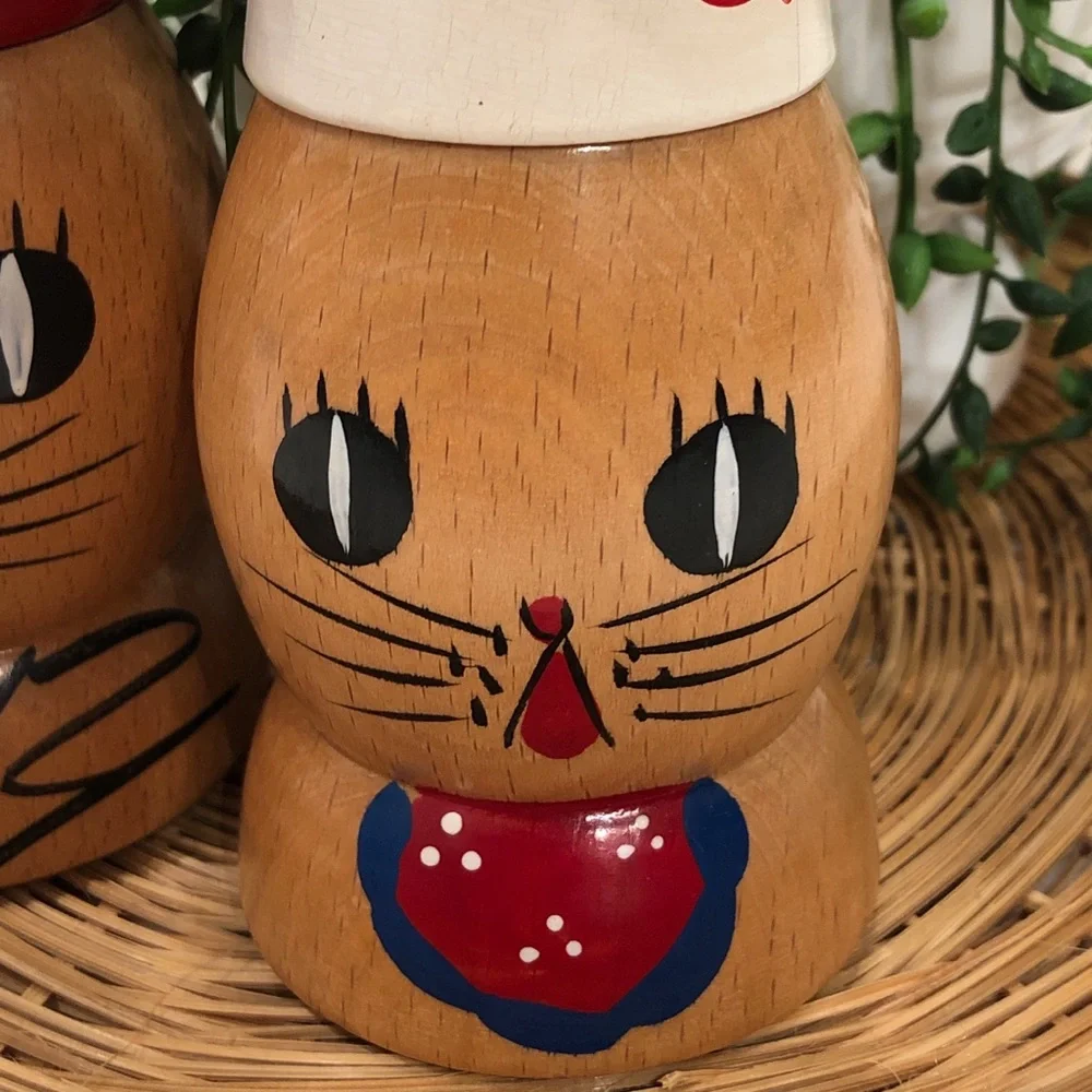 Vintage salt and pepper shakers